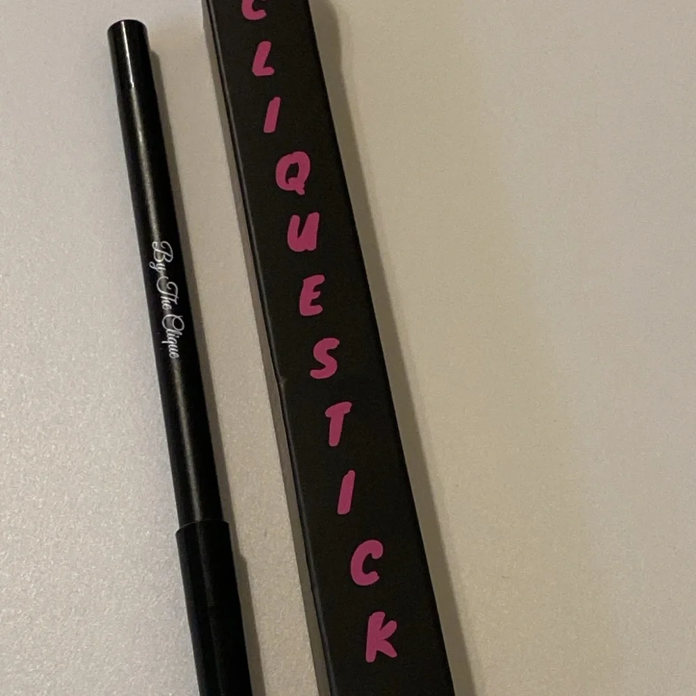Black matte lip liner lipstick BY THE CLIQUE CLIQUESTICK face pencil New in box